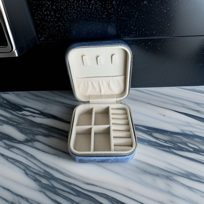 Hovedbilde Velvet Jewelry gift box - Blue