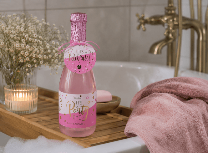 Hovedbilde Bade og dusjsåpe i champagneflaske 780ml