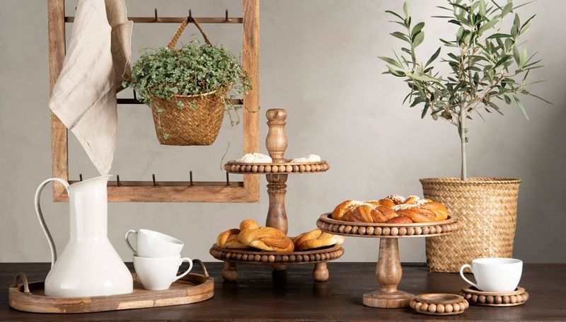 Serveringsbrett i tre – brun | 40 cm