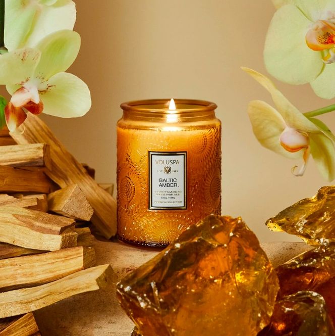 Hovedbilde Voluspa Baltic Amber Mini Glass Candle
