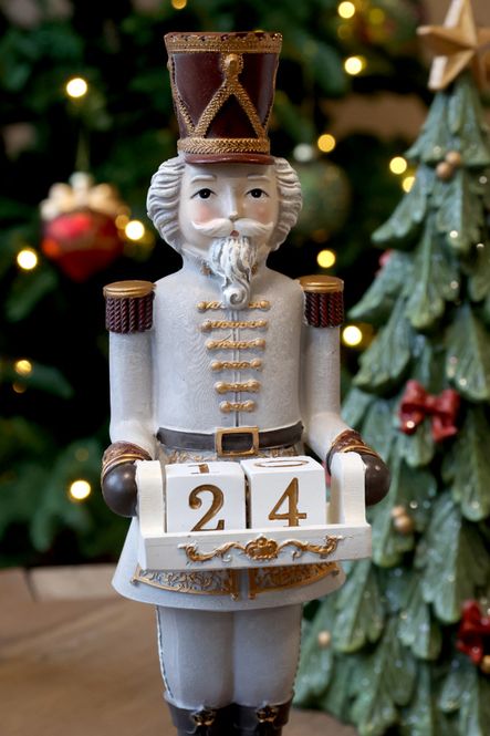Hovedbilde Noël Nøtteknækker m. kalender