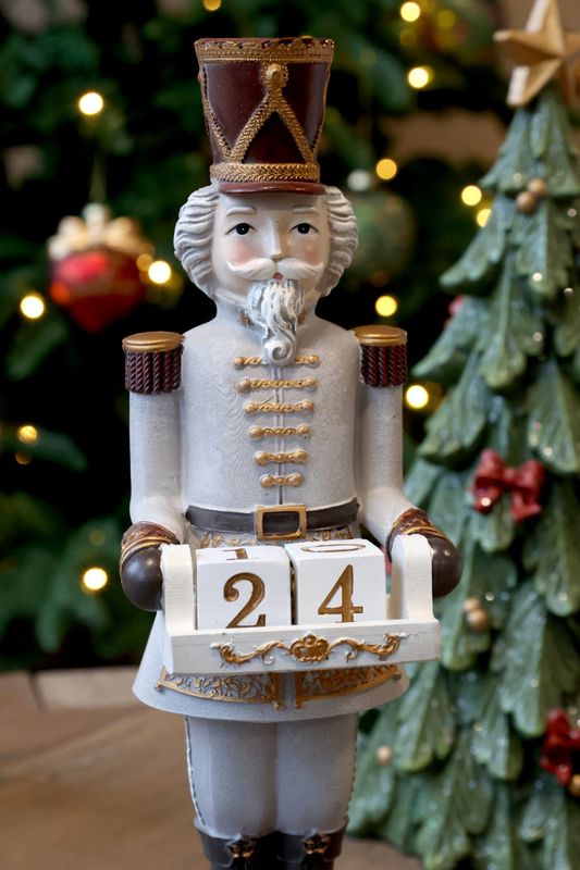 Noël Nøtteknækker m. kalender