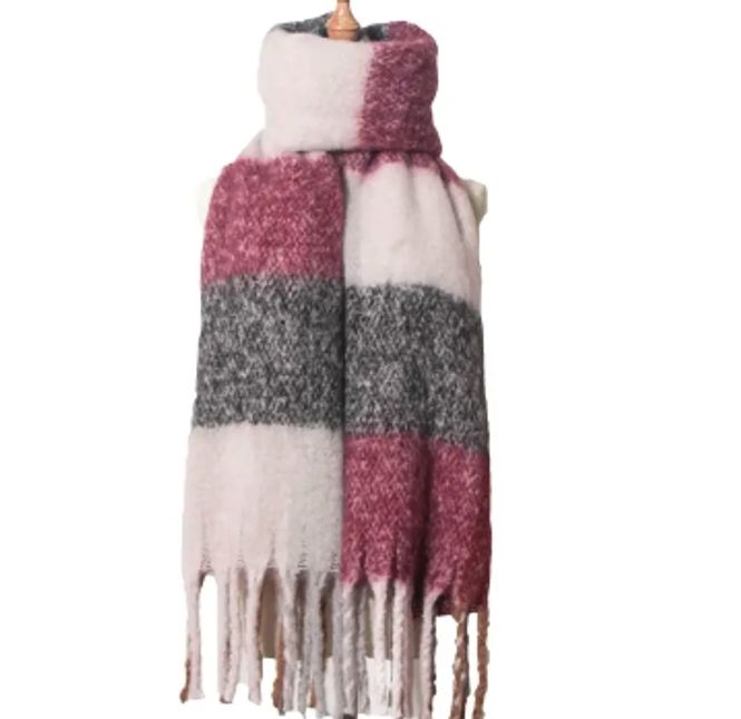Hovedbilde Fluffy Scarf 03